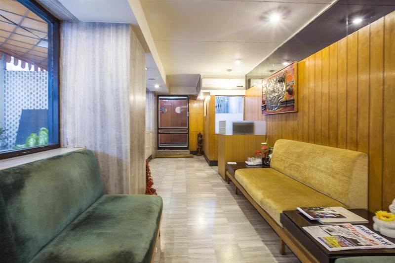 Hotel Diplomat, Colaba Мумбаи Экстерьер фото